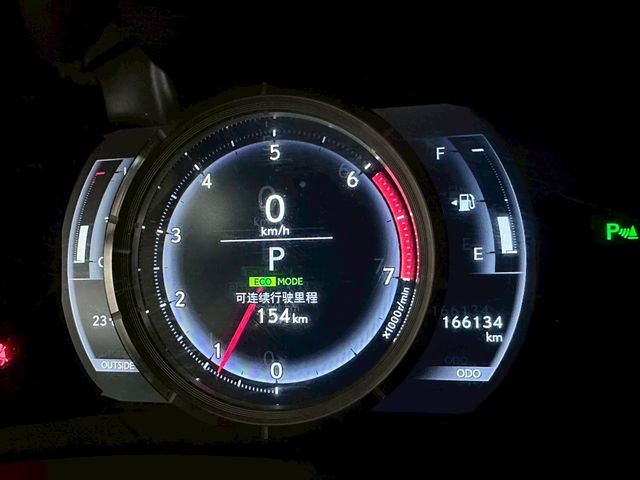 LEXUS凌志 IS200T  第8張相片
