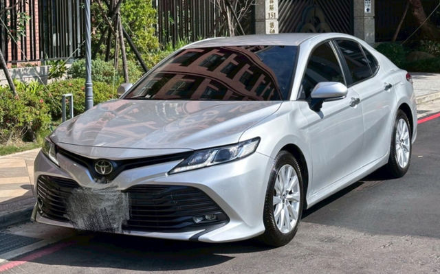 TOYOTA豐田 CAMRY  第1張相片