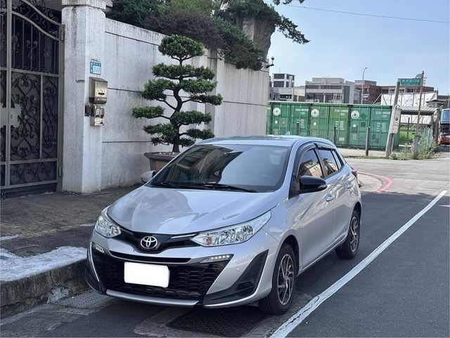 TOYOTA豐田 YARIS  第1張相片