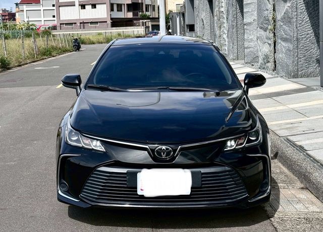 TOYOTA豐田 ALTIS  第2張相片
