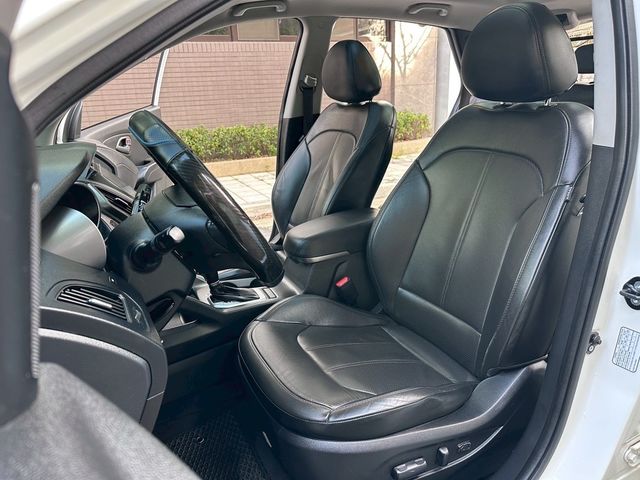 HYUNDAI現代 IX35  第10張相片