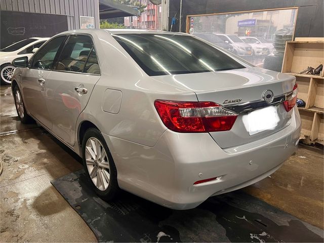 TOYOTA豐田 CAMRY HYBRID  第4張相片