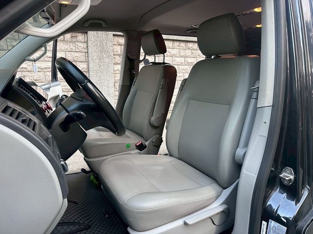 VOLKSWAGEN福斯 T5 CARAVELLE  第8張相片