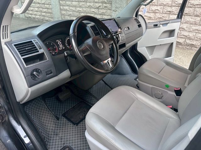 VOLKSWAGEN福斯 T5 CARAVELLE  第9張相片