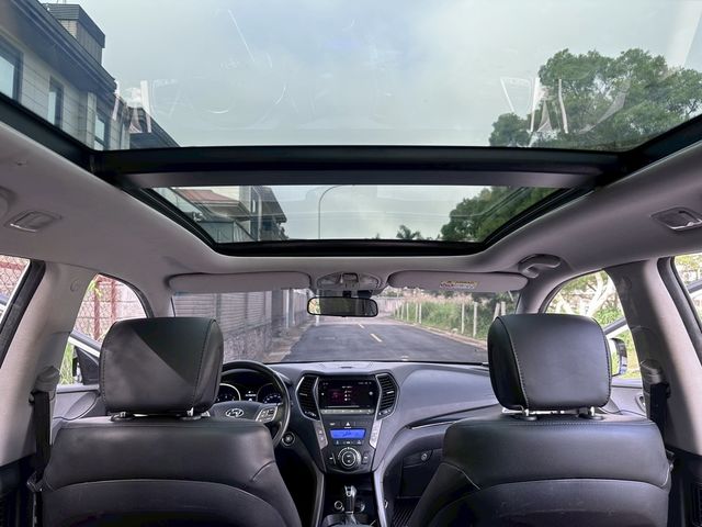 HYUNDAI現代 SANTA FE  第8張相片
