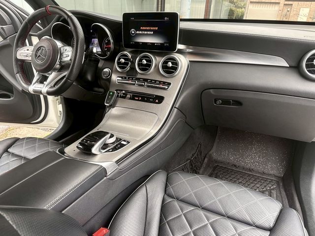 M-BENZ賓士 GLC300  第13張相片