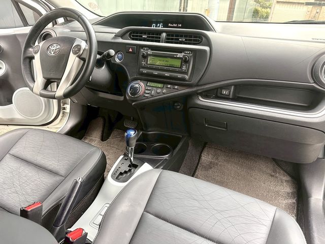 TOYOTA豐田 PRIUS C  第8張相片