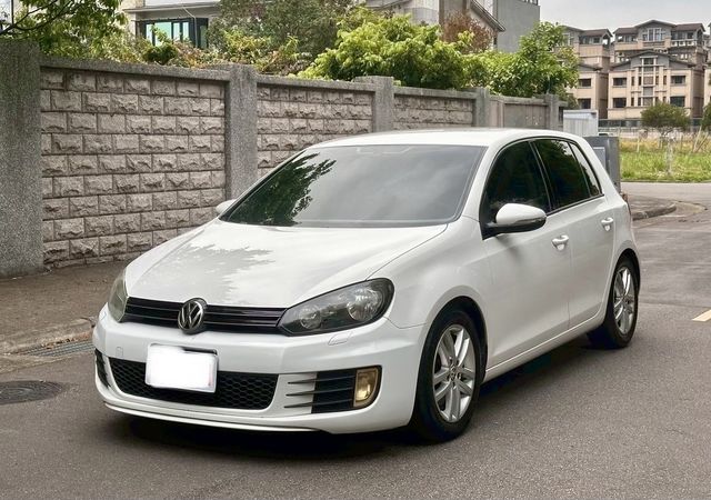 VOLKSWAGEN福斯 GOLF  第1張相片