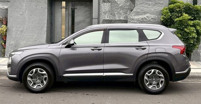 HYUNDAI現代 SANTA FE  第6張相片