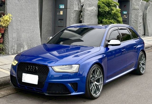 AUDI奧迪 RS4 AVANT  第1張相片