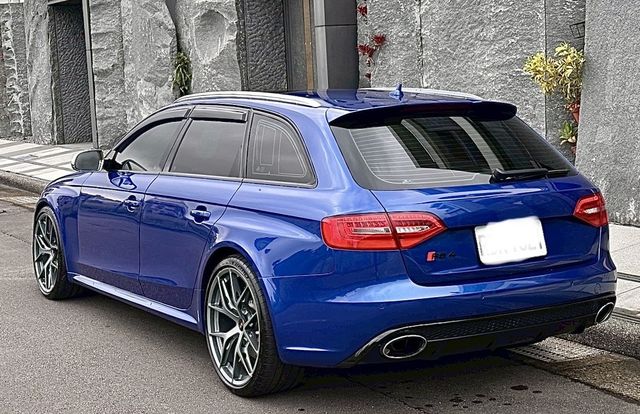 AUDI奧迪 RS4 AVANT  第4張相片
