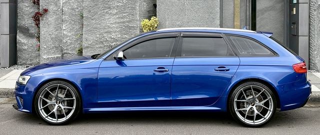 AUDI奧迪 RS4 AVANT  第5張相片