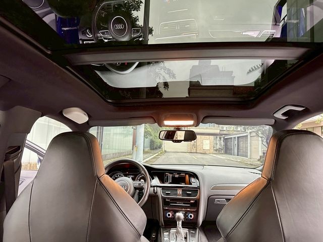 AUDI奧迪 RS4 AVANT  第10張相片