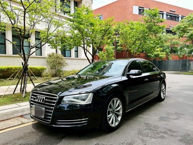 AUDI奧迪 A8  第1張相片