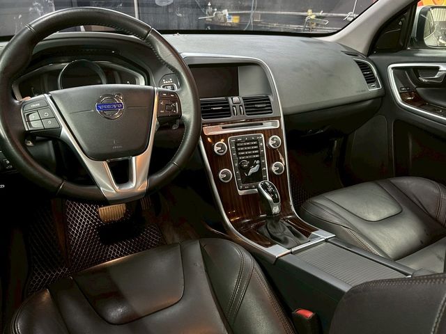 VOLVO富豪 XC60  第8張相片