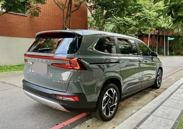 HYUNDAI現代 CUSTIN  第3張相片