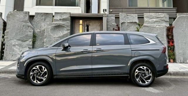 HYUNDAI現代 CUSTIN  第5張相片