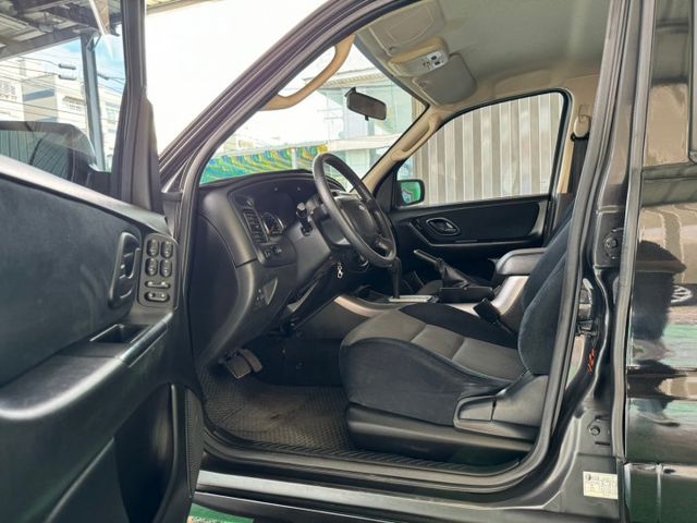 家庭用車 安卓機 後座分離傾倒 藍芽音訊 ISOFIX-兒童座椅固定系統  第12張相片