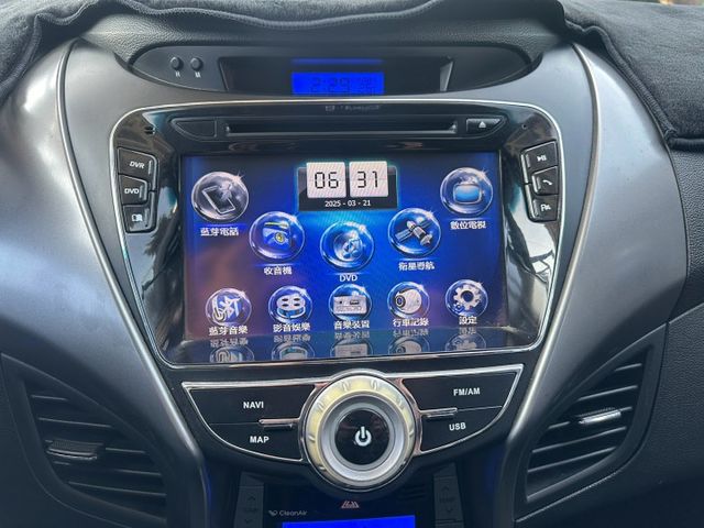 方向盤音響控制 / 倒車雷達 / 免KEY / 倒車顯影 / 天窗  第13張相片
