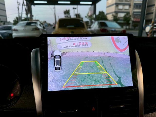 全車原版件..S版.整車漂亮到不行.有導航.有霧燈  第10張相片