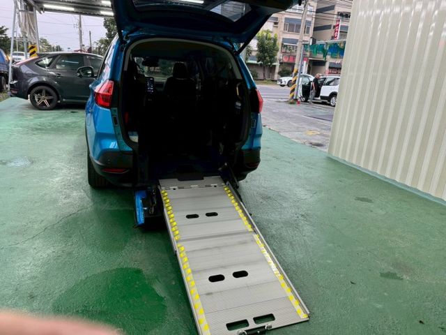 車況新  可載輪椅  第7張相片