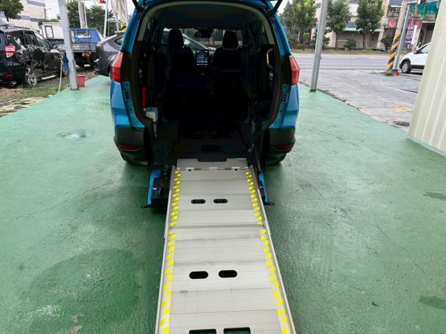 車況新  可載輪椅  第8張相片