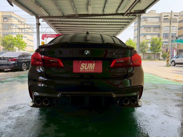 5 SERIES SEDAN G30  第2張相片