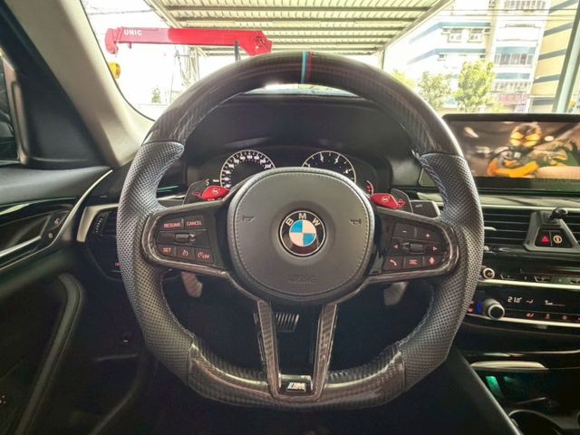 5 SERIES SEDAN G30  第6張相片