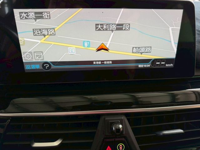 5 SERIES SEDAN G30  第13張相片