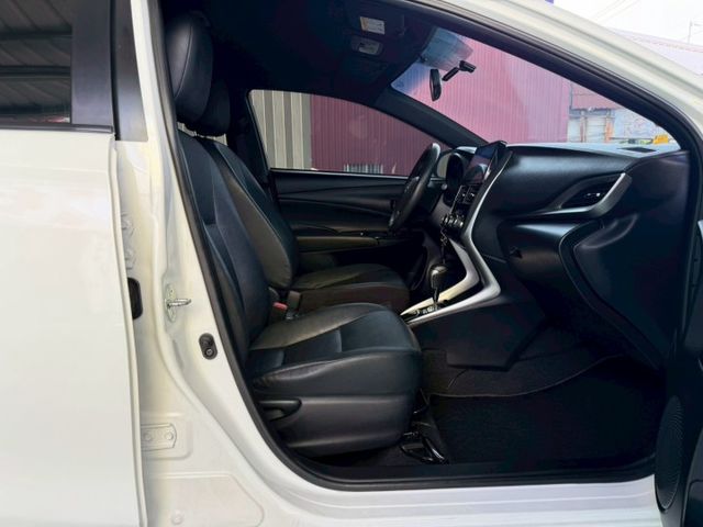 YARIS  第8張相片