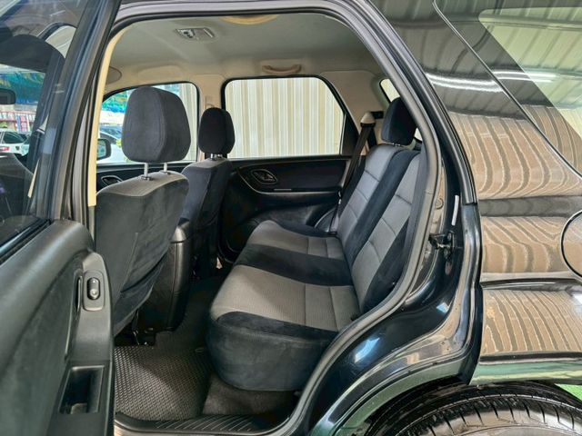 家庭用車 安卓機 後座分離傾倒 藍芽音訊 ISOFIX-兒童座椅固定系統  第11張相片