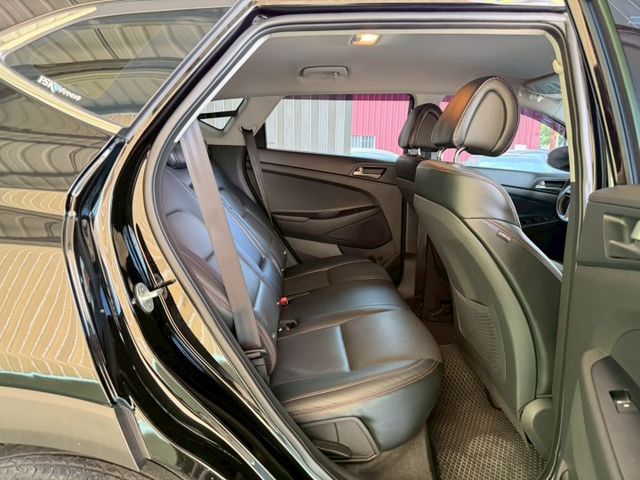 【2018年 Hyundai Tucson 1.6T 汽油休旅｜空間實用】  第10張相片