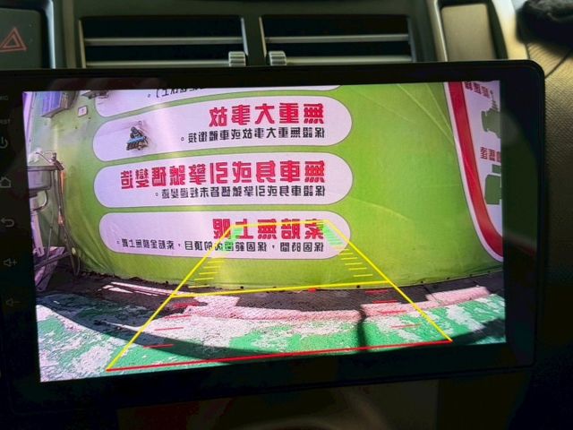 YARIS  第16張相片