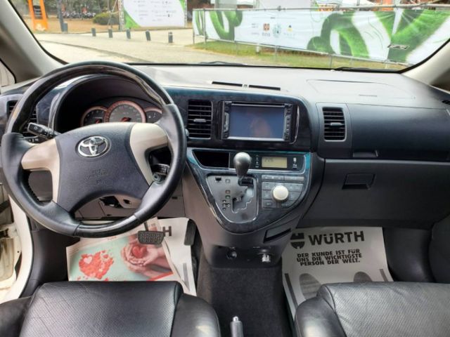 頂級原廠HID頭燈 定速  巡跡防滑系統  第11張相片