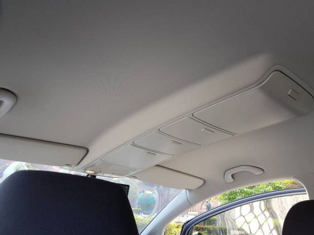 2.0TDI 實跑6萬多，省油好開、扭力飽滿、加速力道充沛，歡迎預約賞車  第13張相片