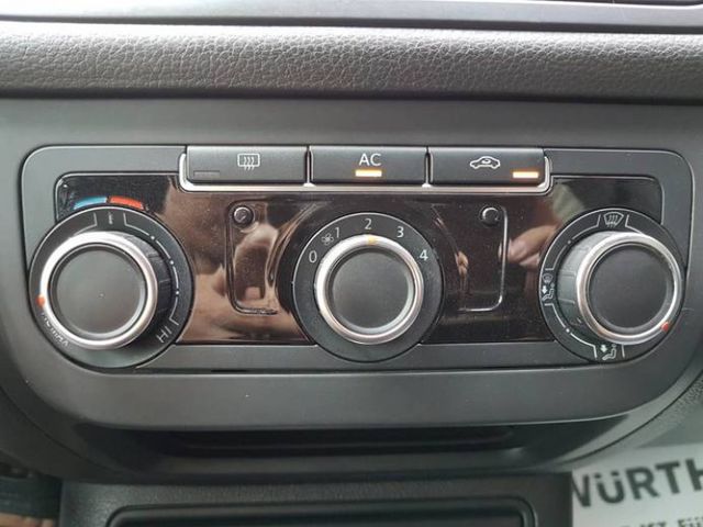 2.0TDI 實跑6萬多，省油好開、扭力飽滿、加速力道充沛，歡迎預約賞車  第19張相片