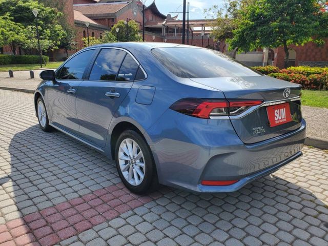 僅跑四萬 國民神車 省油 超好開  第8張相片