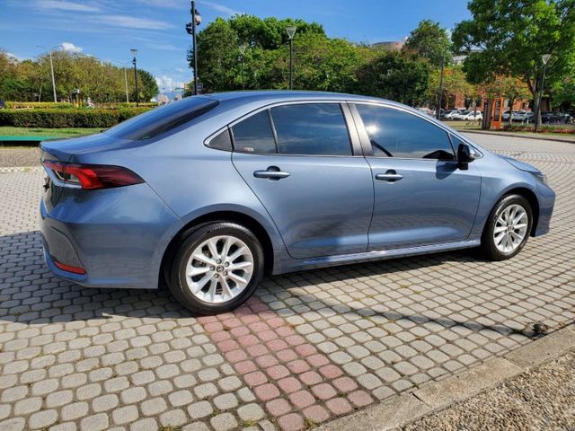 僅跑四萬 國民神車 省油 超好開  第9張相片