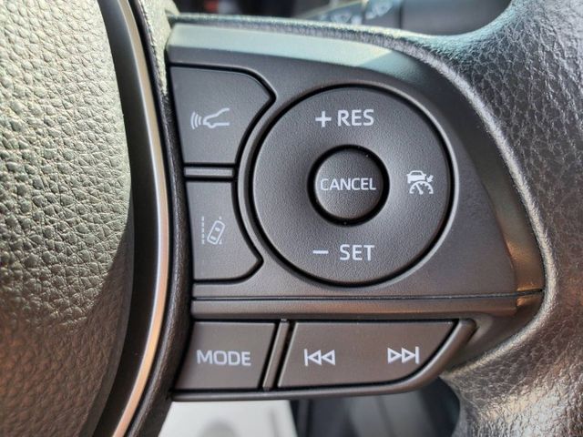 僅跑四萬 國民神車 省油 超好開  第11張相片