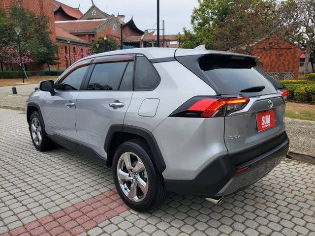 RAV4  第6張相片