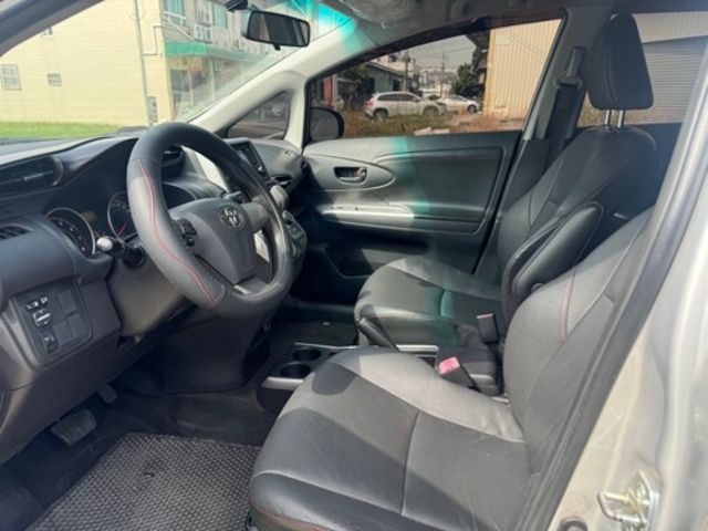 TOYOTA豐田 WISH  第6張相片