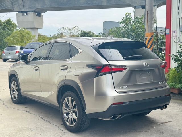 LEXUS凌志 NX200T  第3張相片