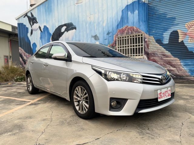 TOYOTA豐田 ALTIS  第3張相片