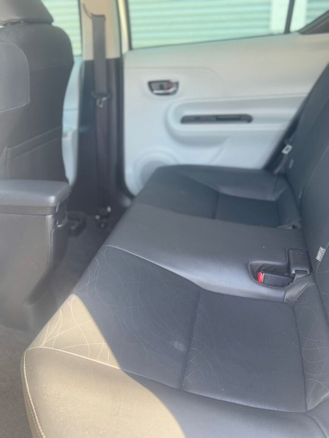 TOYOTA豐田 PRIUS C  第11張相片