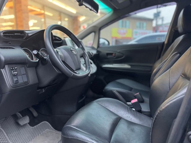 TOYOTA豐田 WISH  第11張相片