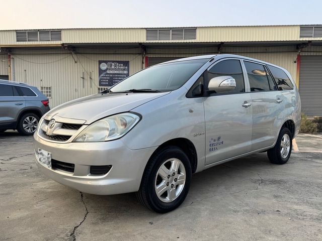 TOYOTA豐田 INNOVA  第1張相片