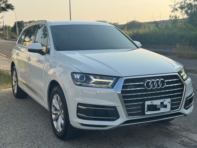 AUDI奧迪 Q7  第2張相片