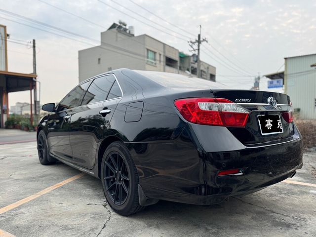 TOYOTA豐田 CAMRY HYBRID  第4張相片