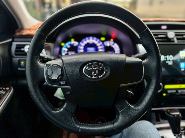 TOYOTA豐田 CAMRY HYBRID  第9張相片