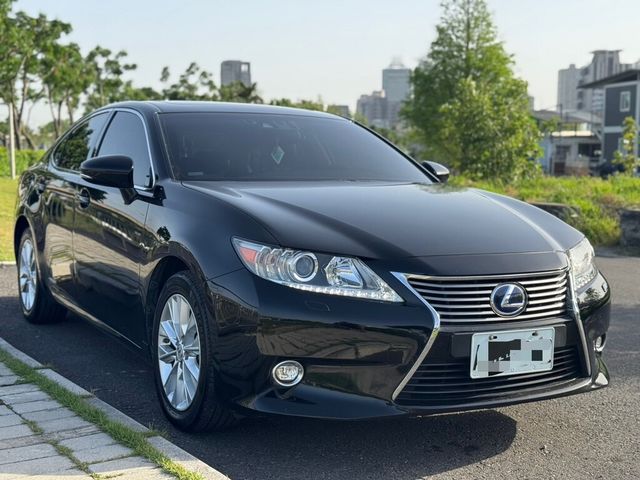 LEXUS凌志 ES300H  第2張相片
